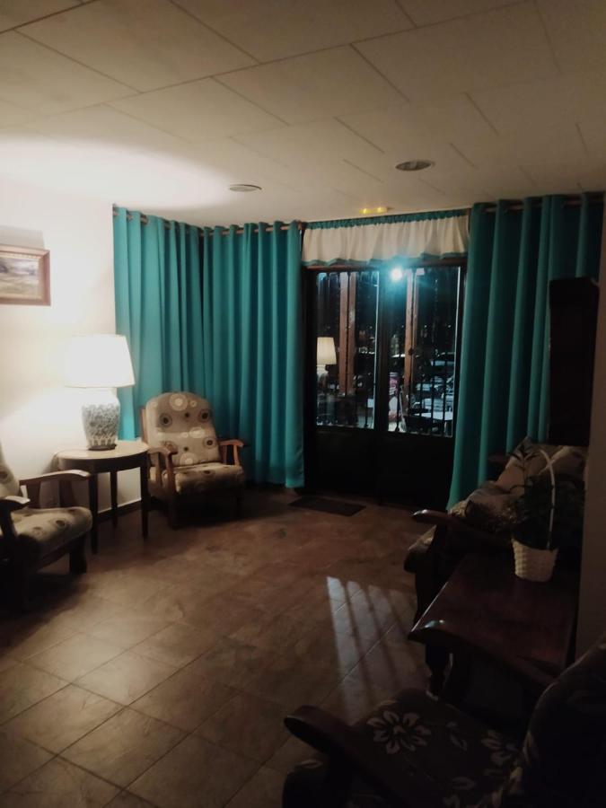 Hostal El Hayedo Канталохас Экстерьер фото